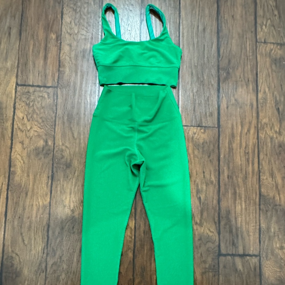 Beach Riot Emerald Green High-Waist Legging and Crop Tank Set